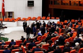 أول وفاة بكورونا في البرلمان التركي