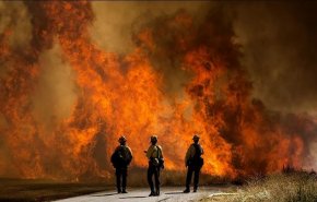 شاهد.. تدمير خمس بلدات ومئات المنازل جراء حرائق في ولاية أوريغون