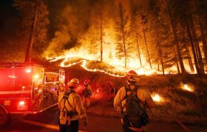 استئناف البحث عن ضحايا حرائق الغابات غربي أميركا 