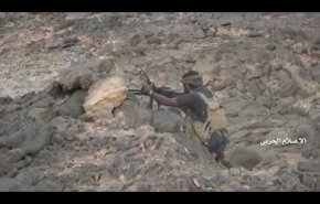 نجران: مشاهد توثق اقتحام الجيش اليمني لمواقع الجيش السعودي 