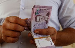 الحكومة السورية تبشر المواطنين برفع الرواتب