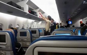 الحارس الشخصي لوزير أوروبي ينسى سلاحه في طائرة

