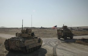 شاهد: مركبات قتالية أمريكية من طراز برادلي M2A2 في شرق سوريا