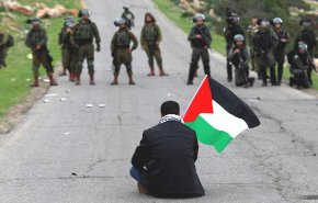 المتمسكين بالقضية الفلسطينية ضد المطبعين