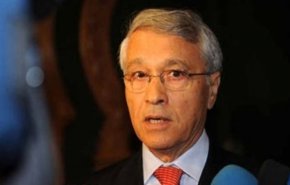 الجزائر.. تورط وزير الطاقة السابق بفضيحة بمليارات الدولارات 