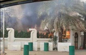 أول رد سعودي على حريق سفارتها بالسودان