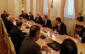 ظريف: نولي أهمية لقضايا اليمن وسورية وأفغانستان