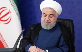 الرئيس روحاني يدعو الى تعزيز العلاقات مع ارمينيا