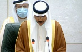 أمير كويت الجديد يؤدي اليمين الدستورية أمام البرلمان