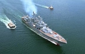 الأسطول الروسي يراقب المدمرة البريطانية 'دراغون' في البحر الأسود