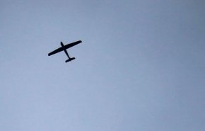 طائرة صهيونية من دون طيار تحلق على علو متوسط فوق بيروت