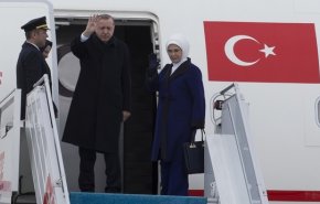 الرئيس التركي يصل الكويت في زيارة رسمية
