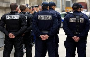اطلاق نار في باريس واصابة شرطيين