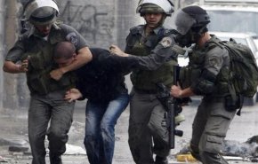 قوات الاحتلال تعتقل 5 فلسطينيين في القدس المحتلة والضفة