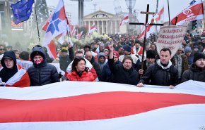 بيلاروس تعتقل العشرات من نشطاء المعارضة في شوارع مينسك