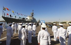 عودة المجموعة الـ 69 للقوة البحرية الايرانية فی ختام مهمتها في المياه الحرة