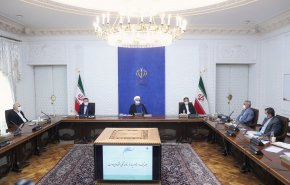 روحاني: إيران أفشلت مخططات أمريكا لتدمير اقتصادها