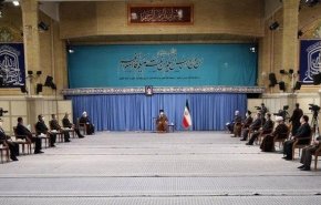 قائد الثورة يستقبل اعضاء اللجنة الوطنية لمكافحة كورونا 