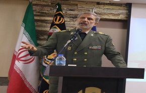 وزير الدفاع الايراني يؤكد أن البلاد نجحت في تحويل الحظر الى فرصة