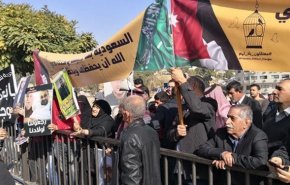 ریاض دو بازداشتی فلسطینی را آزاد و دیپورت کرد
