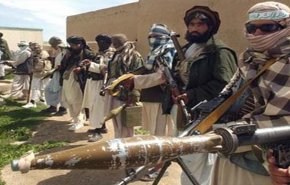 القوات الأميركية تقصف موقعا لطالبان في وردك الأفغانية