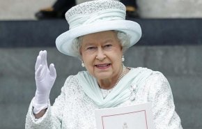 بريطانيا.. الملكة إليزابيث قد تتنحى عن العرش في هذا الموعد!!
