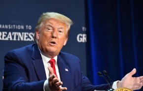 ترامب يهاجم بايدن ويصفه بالمجنون