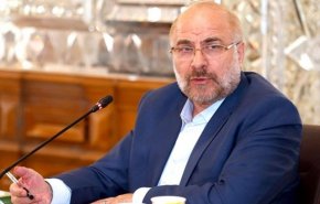 قاليباف: ينبغي التركيز على تنمية الاقتصاد والحد من التضخم