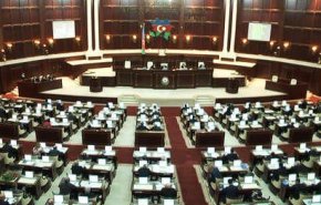 البرلمان الاذربيجاني يوبخ احد نوابه بسبب تصريحاته المناهضة لايران