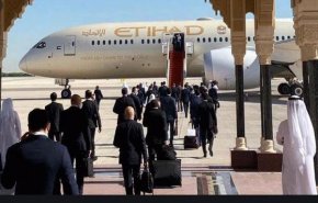 وصول وفد إمارتي من العائلة الحاكمة إلى الاراضي المحتلة!