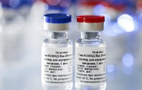 روسيا.. تطعيم أول دفعة من المتطوعين المسنين بلقاحٍ ضد كورونا