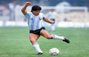 هذه ثروة أسطورة كرة القدم الأرجنتيني دييغو مارادونا 
