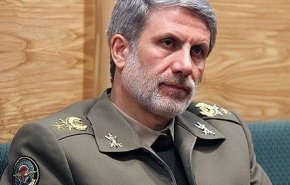 وزیر دفاع: تنها خواسته همسر شهید فخری‌زاده ادامه دادن راه او است