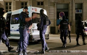 شاهد: فرنسا تطلق سلسلة إجراءات غير مسبوقة ضد المساجد 