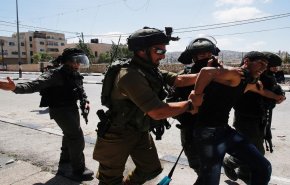 قوات الاحتلال تشن حملة اعتقالات واسعة في الضفة والقدس