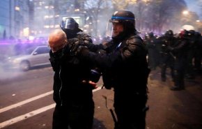 فرنسا: اعتقال 95 متظاهرا وتضرر 67 في صفوف الأمن