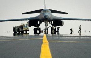 بازگشت بمب افکن‌های b1 آمریکا به پایگاه هوایی گوام