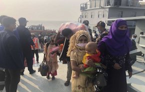 الأمم المتحدة تعارض نقل لاجئي الروهينغا إلى جزيرة نائية في خليج البنغال