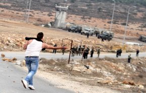 حماس تؤكد تمسكها بمقاومة الاحتلال في ذكرى انتفاضة الحجارة