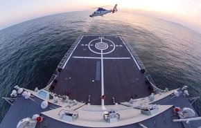 تزامنا مع عبور سفن حربية أمريكية، بكين تجري مناورات في بحر الصين