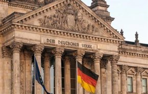 ألمانيا تمدد حظر بيع السلاح للسعودية والإمارات لعام آخر