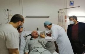 وزير صحة سوريا يزور الياس زحلاوي في المشفى إثر إصابته بكورونا