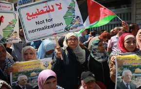 شاهد ردود الفلسطينيين الغاضبة بشأن التطبيع المغربي مع الاحتلال 