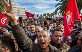 بعد 10 سنوات من الثورة التونسية.. كيف يعيش التونسيون ذكراها؟
