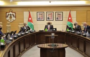شاهد: خيبة امل اردنيين بعد التزامهم بالقانون!