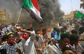 شاهد.. مسيرات حاشدة في السودان تأكيداً على تحقيق أهداف الثورة