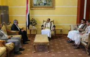 وزير الإعلام اليمني والسفير الإيراني بصنعاء يبحثان جوانب التعاون الإعلامي