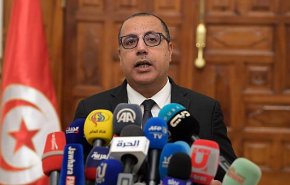 تونس..إقالة وزير البيئة بسبب نفايات إيطالية