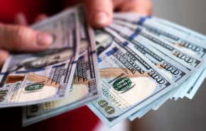 البنك المركزي الروسي: العقوبات الأمريكية ستؤدي لإنهيار الدولار