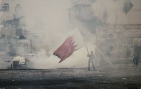 شاهد .. تاريخ النظام البحريني في قمع الحريات الدينية